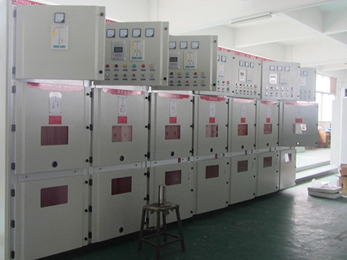 鎧裝移開式交流金屬封閉開關設備/高壓中置柜